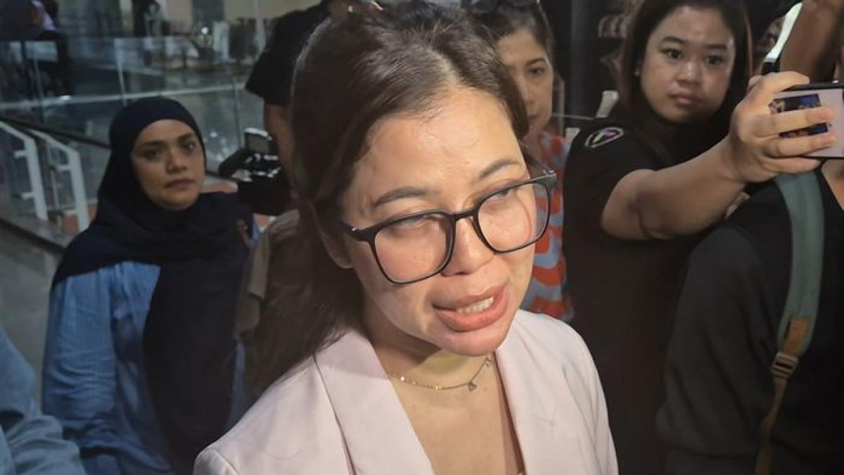 Dokter Kamelia bantah tudingan putus dengan Ammar Zoni.
