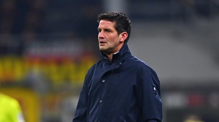 TETAP DIPERCAYA - Pelatih Inter Milan, Cristian Chivu saat mendampingi timnya berlaga di Liga Italia Serie A musim 2025/2026. Allenatore asal Rumania ini masih tetap dipercaya manajemen Nerazzurri di tengah rumor perombakan pelatih, Kamis (16/4/2026).