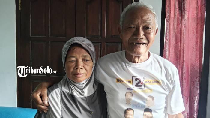 CALHAJ TERTUA. Calon haji (Calhaj) asal Karanganyar Harsono (90) dan istrinya Mariyem (66), warga RT 1, RW 6, Dusun Tunggul Rejo, Desa Salam, Kecamatan Karangpandan, Kabupaten Karanganyar, Jum'at (17/4/2026).
