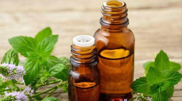 DIY Skincare Alert: Why Kitchen Ingredients Can Harm Your Skin Barrier