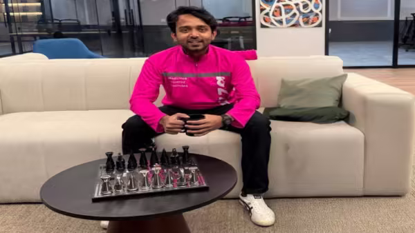 क्विक मेडिसिन डिलिव्हरी फर्म प्लाझा एक्सेल, एलिव्हेशन, नेक्सस कडून $15 दशलक्ष गोळा करण्यासाठी चर्चेत आहे
