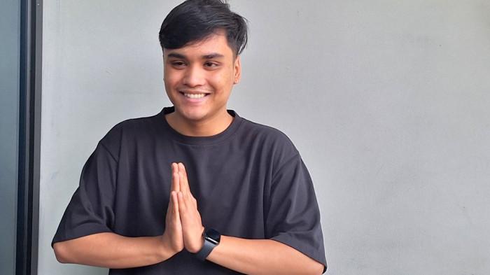 TAKUT PANGGIL MAMA - Ressa Rizky Rossano ketika ditemui di kawasan Kemang, Jakarta Selatan, Kamis (12/2/2026) mengatakan masih takut memanggil Denada dengan sebutan mama.