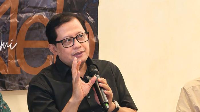 Analis Sosial Politik dari Universitas Negeri Jakarta (UNJ) sekaligus Aktivis 98, Ubedilah Badrun dilaporkan ke polisi