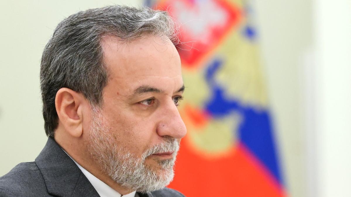 MENLU IRAN - Foto ini diambil dari laman Presiden Rusia pada Kamis (7/8/2025), memperlihatkan Menteri Luar Negeri Iran Abbas Araghchi dalam pertemuan dengan Presiden Rusia Vladimir Putin (tidak terlihat dalam foto) di Moskow pada 23 Juni 2025.