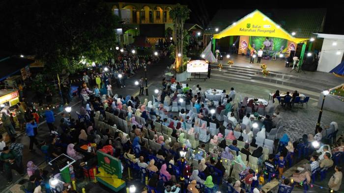 PEMPROV KEPRI - Lomba Karaoke Festival Lagu Hari Raya Idulfitri 1447 Hijriah yang digelar di Pulau Penyengat, Kota Tanjungpinang, Provinsi Kepulauan Riau, Sabtu (28/3/2026). Sebanyak 31 peserta ambil bagian dalam kompetisi ini.