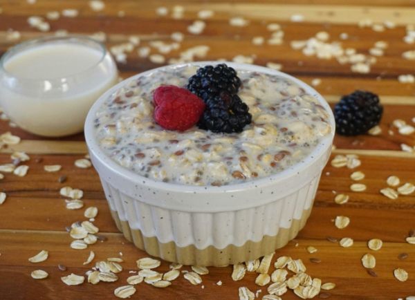A bowl of oatmeal. Photo by Pexels