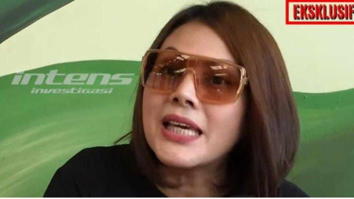 Febby Carol minta Inara Rusli dan Virgoun akhiri perseteruan, sarankan jadi saudara ketika tak lagi bisa jadi suami istri. (Tangkapan layar YouTube Intens Investigasi)