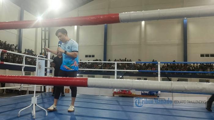 Bupati Michael Thungari tutup kejuaraan Tinju Piala Bupati Sangihe 2026