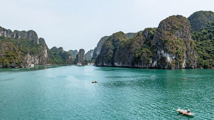 Ha Long Bay, tempat wisata populer di Vietnam