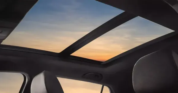 volkswagen taigun facelift panoramic sunroof