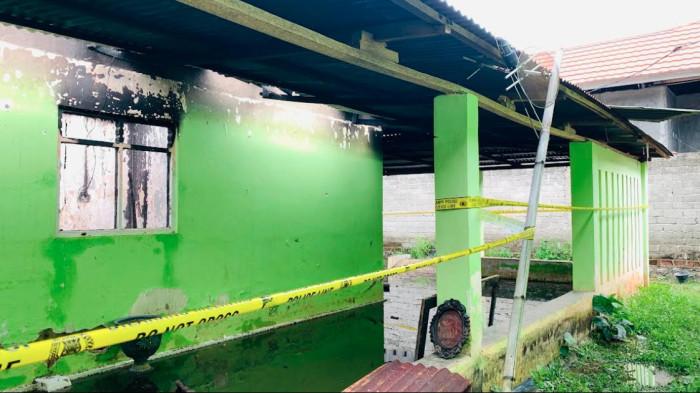 KEBAKARAN -- Terjadi kebakaran di Bone Bolango. Awalnya dikira bakar sampah.