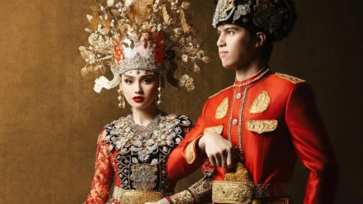 RENCANA ACARA PERNIKAHAN - Prewedding Syifa-El Rumi adat Gorontalo mencuri perhatian, resepsi 2.000 tamu siap digelar megah!