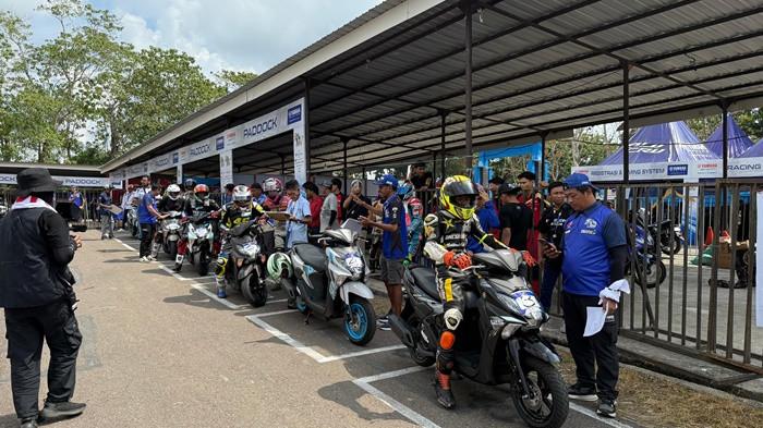 GEAR ULTIMA- Yamaha Indonesia menggelar aktivitas GEAR ULTIMA Endurance Race yang diselenggarakan bersamaan dengan Seri Perdana Yamaha Cup Race di Kabupaten Sidrap, Sulawesi Selatan pada hari Minggu pagi (19/4/2026).