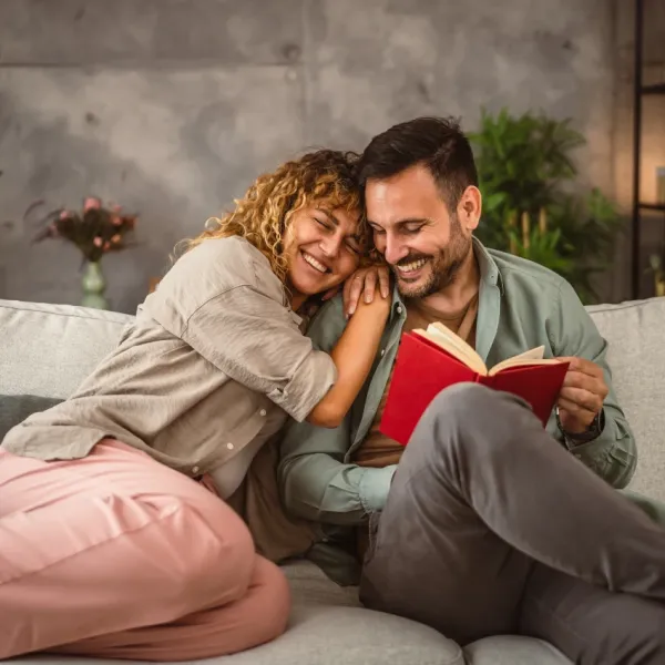 couple who both share a reading hobby