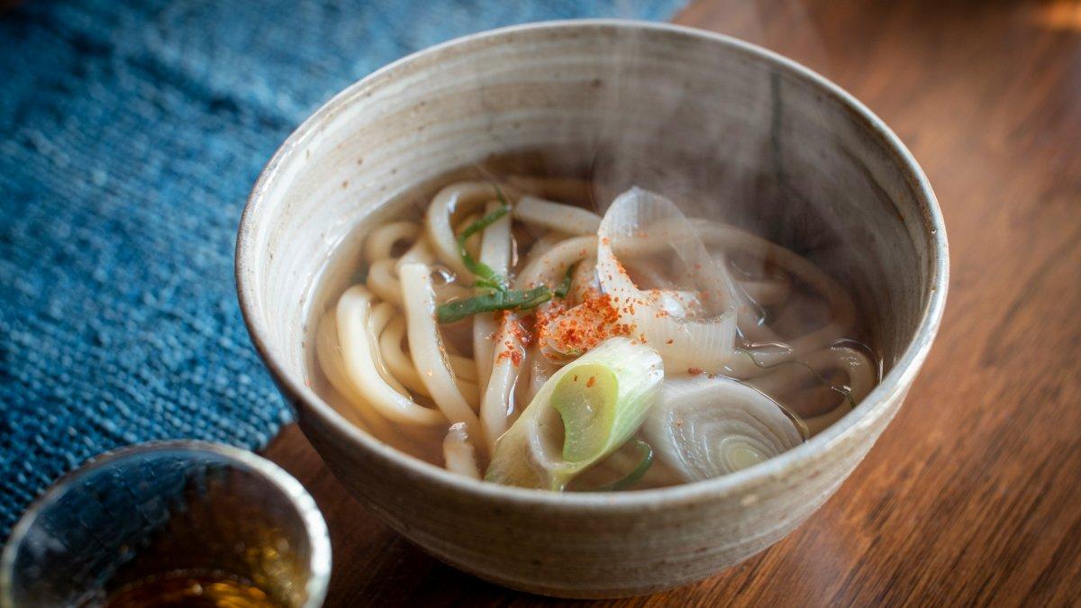 Udon, satu menu khas Jepang di Blok M, Jakarta Selatan buat makan malam.