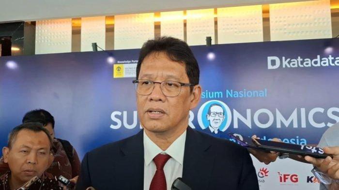 BEKINGAN MENKEU PURBAYA -- Purbaya Yudhi Sadewa saat jadi Ketua Lembaga Penjamin Simpanan (LPS) mengaku belum bisa berpendapat, menyoal usulan dua nama calon wakil ketua LPS yang sudah diserahkan Presiden RI Prabowo Subianto kepada Dewan Perwakilan Rakyat (DPR).