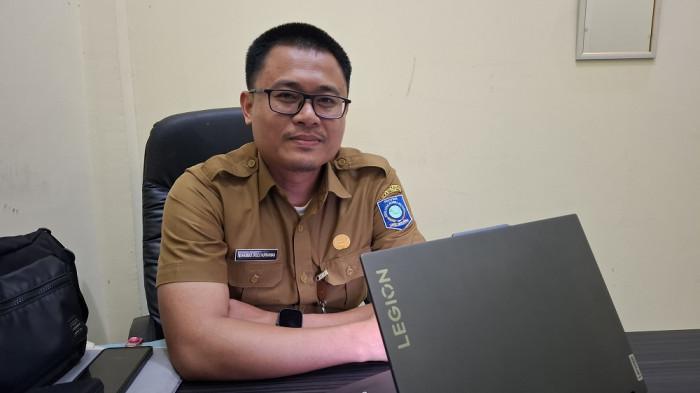 Kabid E-Government dan Statistik Diskominfo Bangka Belitung Muhammad Erisco Nurrahman saat dikonfirmasi Bangka Pos di ruang kerjanya, Selasa (21/4/2026).
