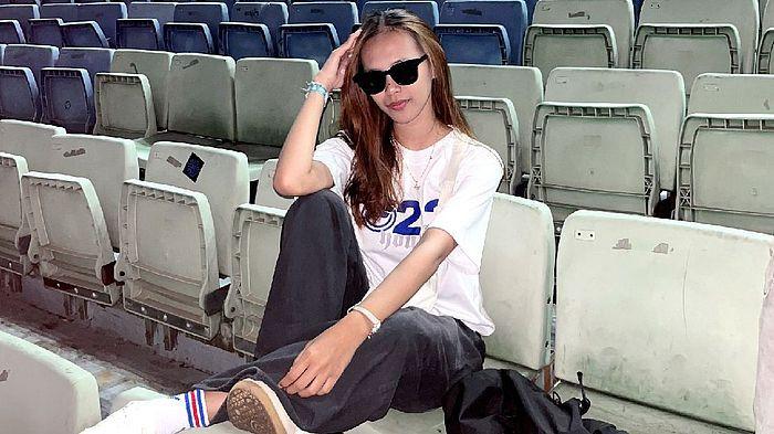 PREDIKSI SKOR - Bobotoh geulis asal Kabupaten Bandung, Mega Rully Amelia. Berikut prediksi skor Persib Bandung vs Arema FC yang tanding Jumat malam, 24 April 2026, menurut Bobotoh geulis asal Kabupaten Bandung, Mega Rully Amelia.