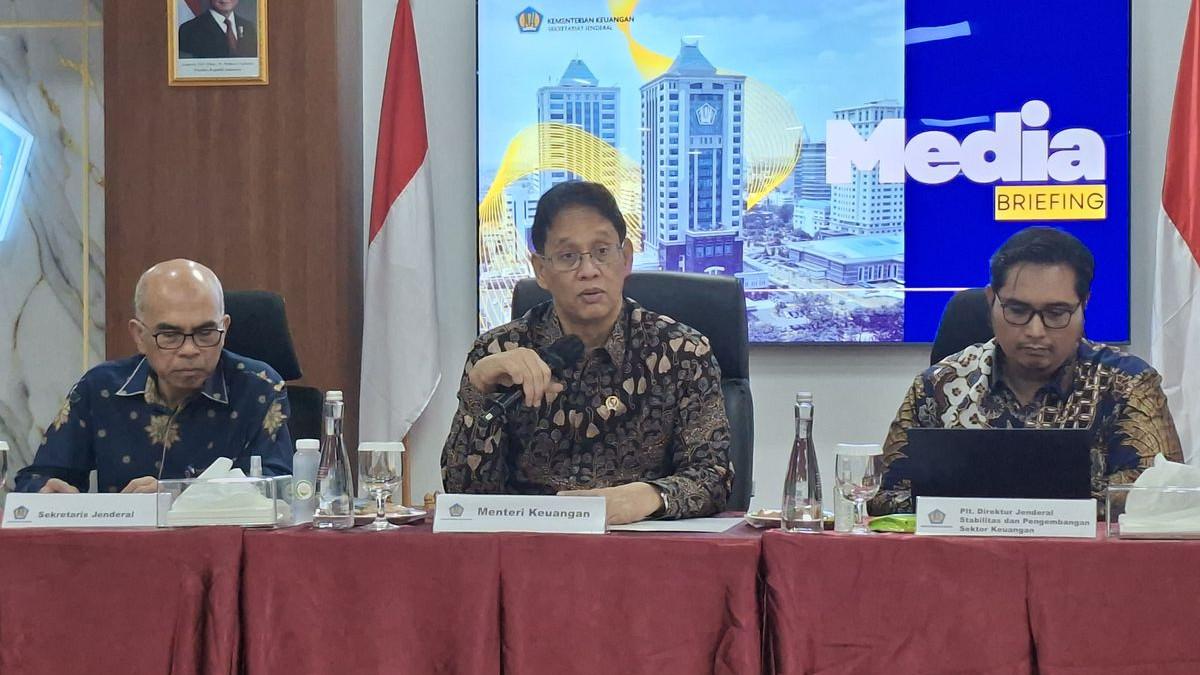 KABAR NEGERI - Menteri Keuangan Purbaya Yudhi Sadewa saat ditemui dalam media briefing di Badan Pendidikan dan Pelatihan Keuangan (BPPK), Jakarta Selatan, Jumat (24/4/2026).