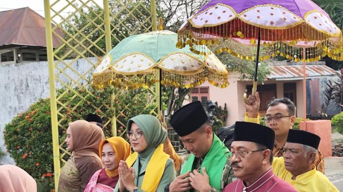 Bupati Boalemo Rum Pagau menyambut kedatangan Dandim fffff