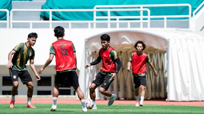 20260424 _ Latihan Tim Kendal Tornado FC