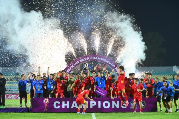 Các cầu thủ Việt Nam mừng chức vô địch giải U17 Đông Nam Á 2026. Ảnh: Đoàn Huynh