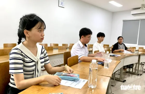 Thí sinh tăng mạnh, ĐH Quốc gia TP.HCM mở rộng điểm thi đánh giá năng lực đợt 2 - Ảnh 1.