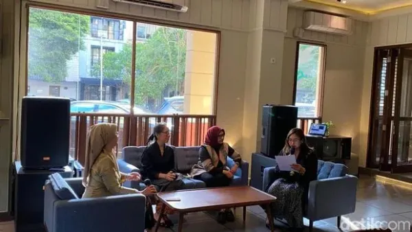 Diskusi tentang budaya jamu di The 1O1 Sedayu Dharmawangsa