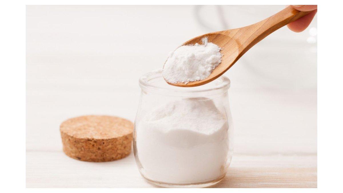 Baking Soda bisa kamu manfaatkan untuk mengurangi gatal biduran.