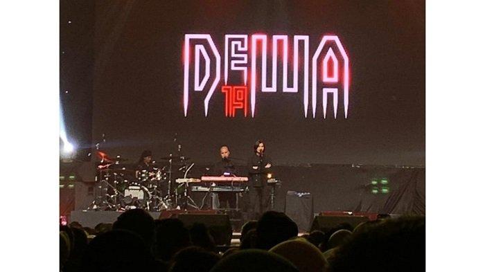 Penampilan Dewa 19 saat konser musik Soul Concert 2024  di The Kasablanka Hall, Jumat  (19/4/2024)  mampu memuaskan penonton. Selain Dewa, konser itu juga menghadirkan  MALIQ & D'Essentials dan Reza Artamevia.