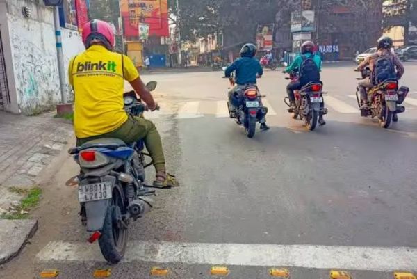 blinkit-rider-