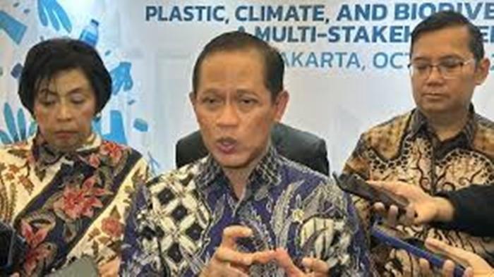 Hanif Faisol Menteri Lingkungan Hidup Kelahiran Bojonegoro, Jawa Timur yang diisukan masuk dalam jajaran Reshuffle Kabinet Prabowo