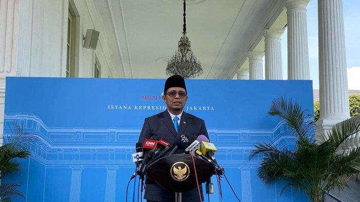 PROFIL HASAN NASBI - Kepala Komunikasi Kepresidenan, Hasan Nasbi usai peluncuran Danantara di Istana Kepresidenan Jakarta, Senin (24/2/2025). Kini Hasan Nasbi menyatakan mundur dari kepala komunikasi kepresidenan sejak 21 April 2025.