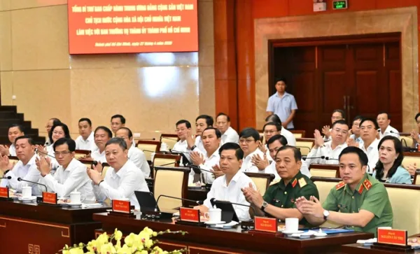 Tổng Bí thư, Chủ tịch nước Tô Lâm thăm và làm việc với TP.HCM - Ảnh 9.