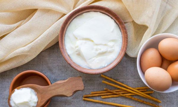 केसांसाठी DIY दही मास्क