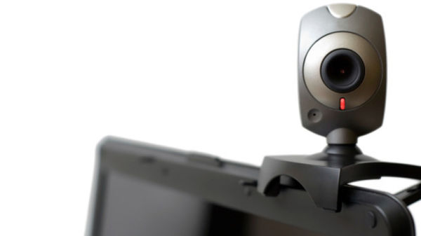 A laptop wth a webcam on top