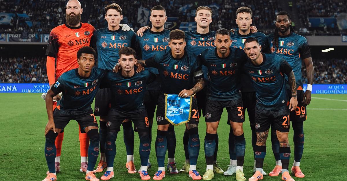 NAPOLI VS COMO - Line-up Napoli saat lawan Como di Liga Italia 2025/2026, Minggu (2/11/2025) dini hari WIB. Skor imbang 0-0.