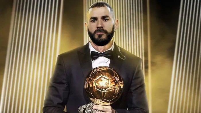 Karim Benzema raih Ballon D’Or.
