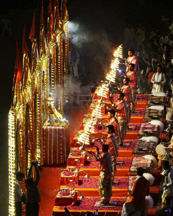 Ganga Aarti At Dashaswamedha Ghat, Varanasi