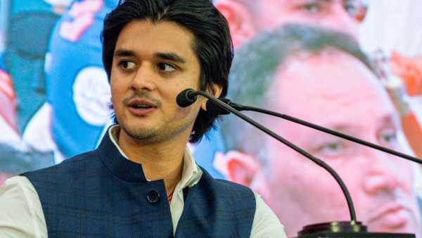 Mahanaryaman Scindia