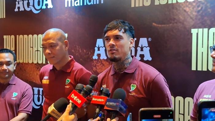 Pemain Timnas Indonesia, Shayne Pattynama saat peluncuran film dokumenter Timnas