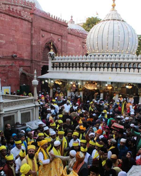 Hazrat Nizamuddin Auliya Dargah