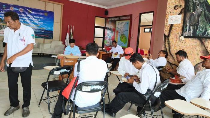 UJI KOMPETENSI BALAWISTA - Suasana tahapan uji kompetensi anggota Balawista Pangandaran di ruangan TIC Pangandaran, Selasa 28 April 2026.