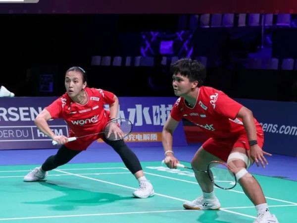 Ganda putri Indonesia, Febriana Dwipuji Kusuma/Meilysa Trias Puspitasari, saat melawan wakil Denmark pada perempat final Uber Cup 2026.