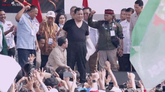 Presiden RI Prabowo Subianto menghadiri peringatan Hari Buruh Internasional atau May Day 2026  di kawasan Monumen Nasional, Jakarta, Jumat (1/5/2026).