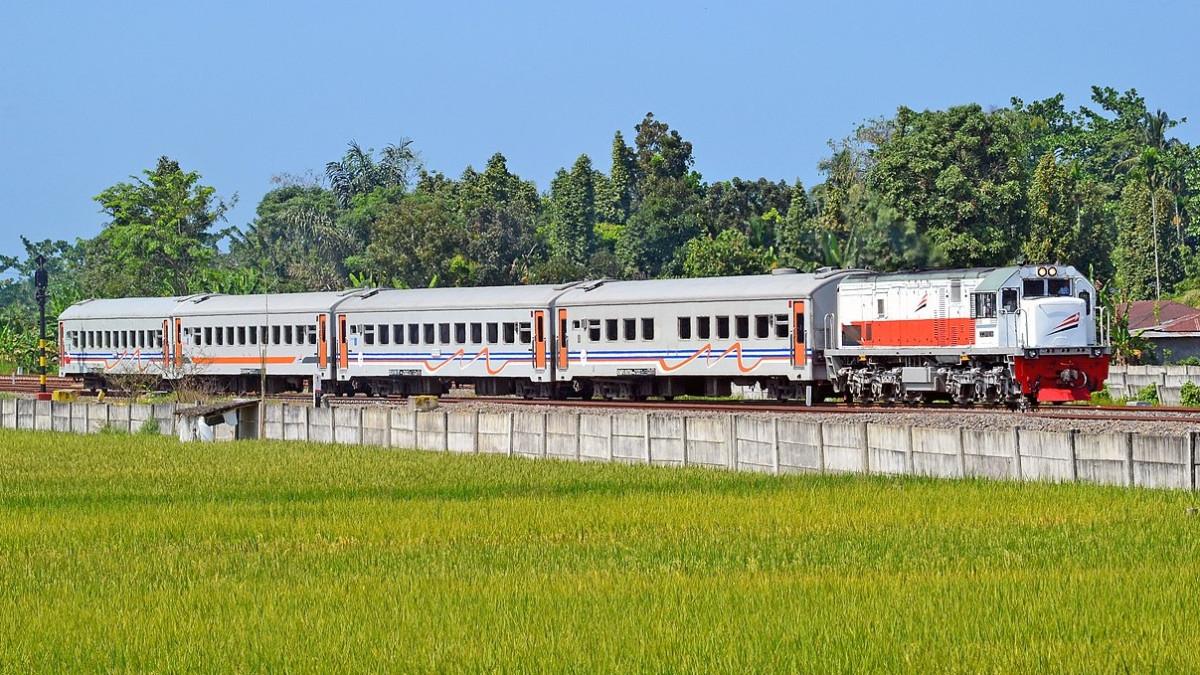 KA Siantar Ekspres jadi pilihan transportasi murah dari Medan ke Pematang Siantar dengan tiket hanya Rp 22 ribu.