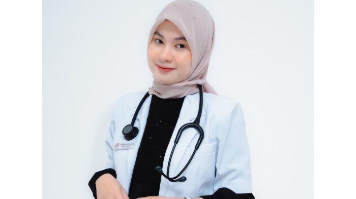 MENINGGAL - Catatan LinkedIn dr Myta Aprilia Jadi Sorotan, Meninggal Usai 'Dipaksa' Kerja Saat Sakit, Putri OKUS