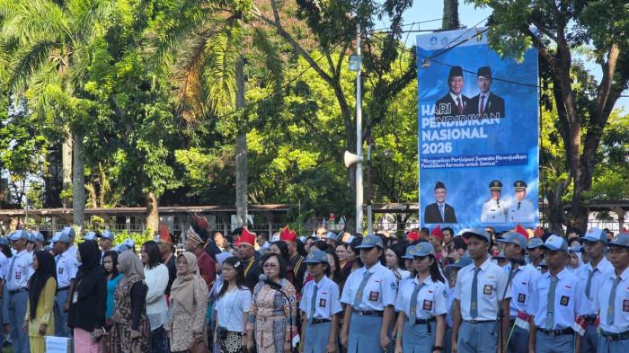 PENDIDIKAN - YSK menegaskan pendidikan memiliki peran strategis dalam pembangunan. Menurutnya, pendidikan bukan hanya soal transfer ilmu, tetapi menjadi fondasi utama untuk meningkatkan martabat masyarakat.