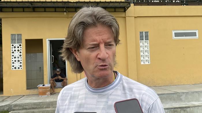 Direktur Teknis PSS Sleman, Pieter Huistra.