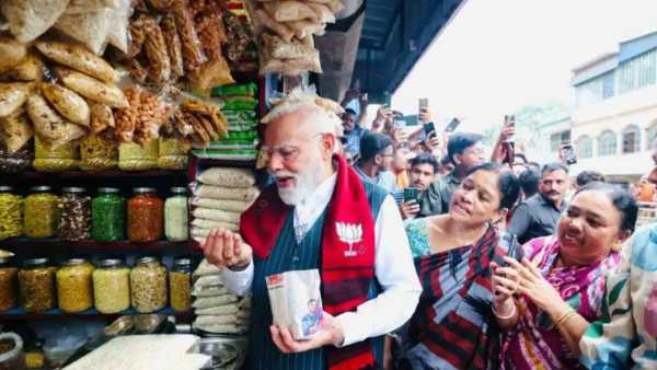 Pm Modi Tasted Jhalmuri